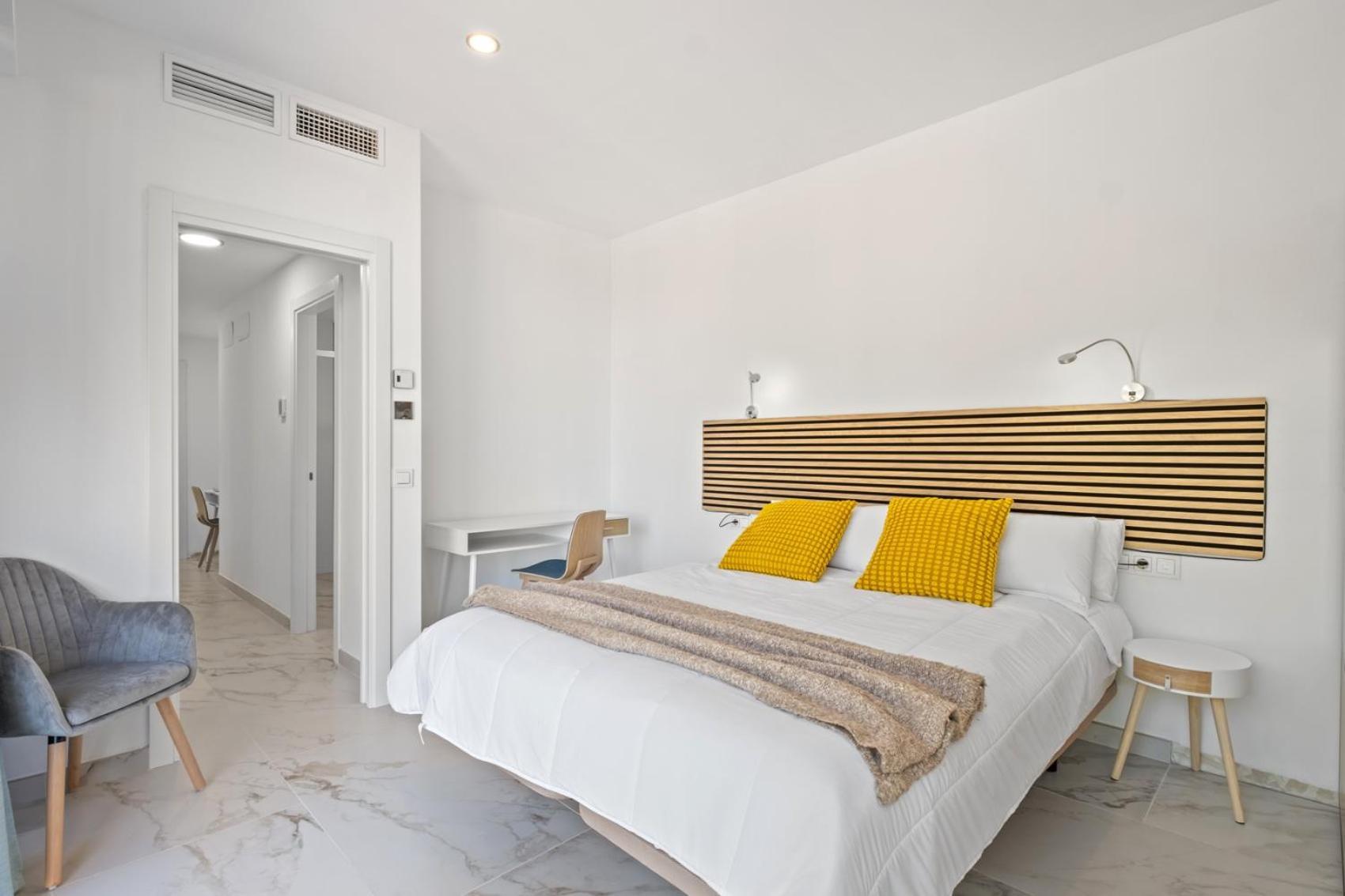 Villas Pinares De San Anton - Sea, City, Mountain, Views Málaga Exteriör bild