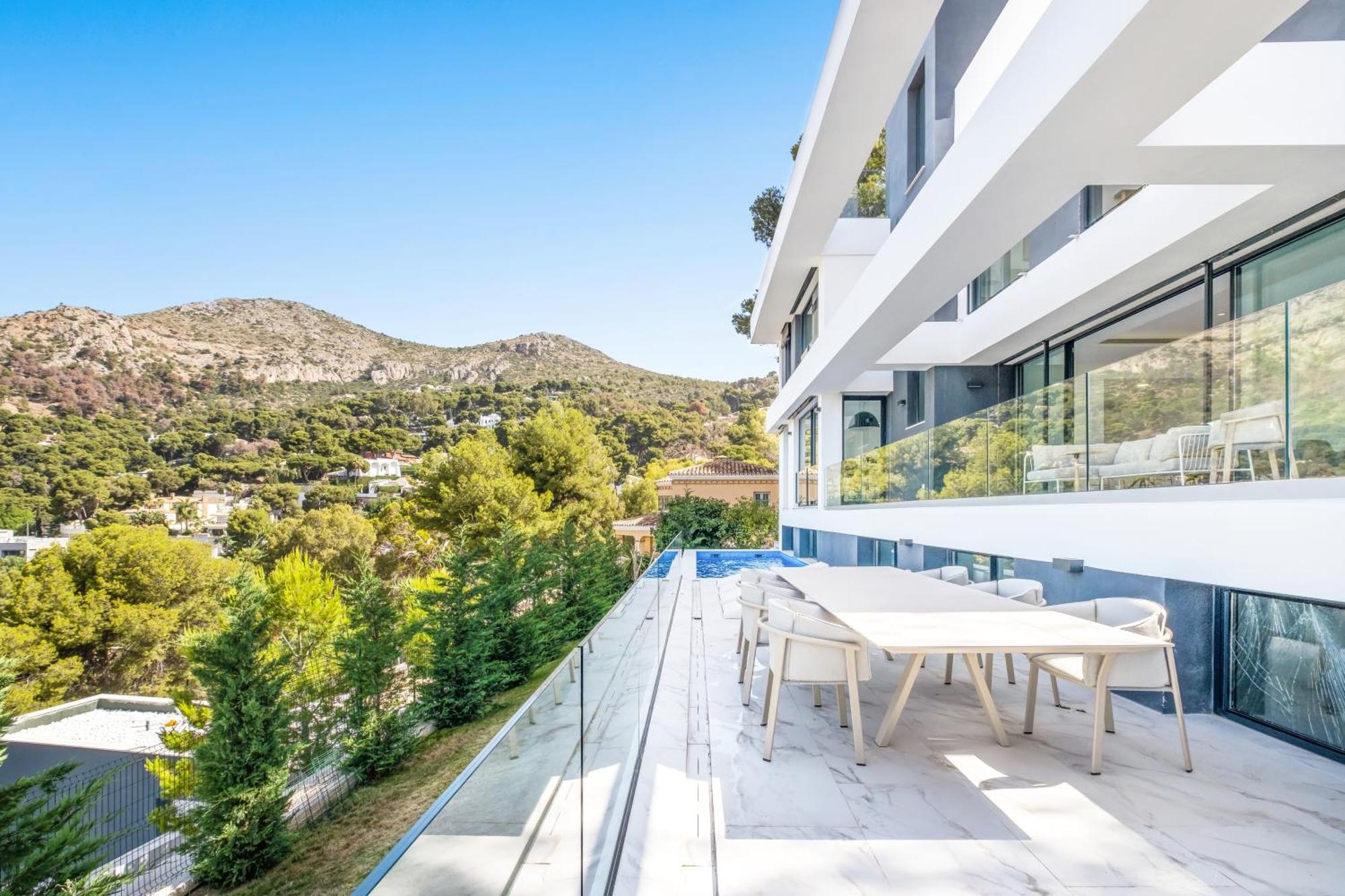 Villas Pinares De San Anton - Sea, City, Mountain, Views Málaga Exteriör bild