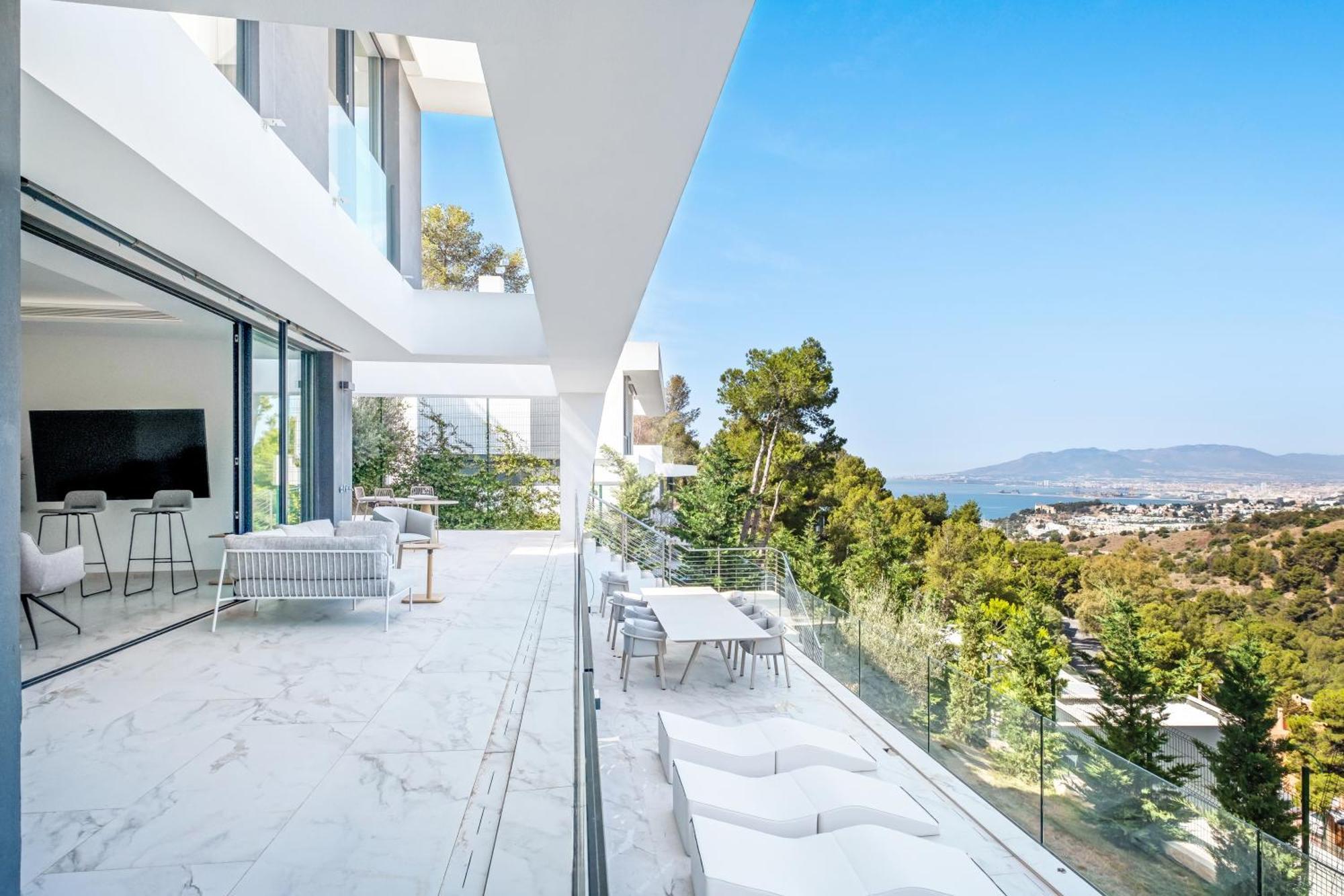 Villas Pinares De San Anton - Sea, City, Mountain, Views Málaga Exteriör bild